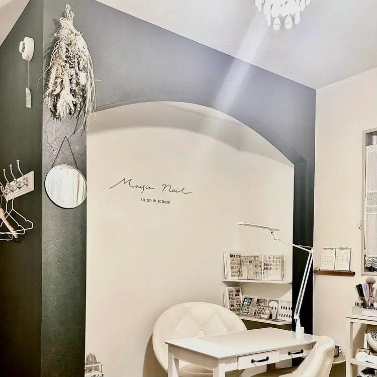 Maisie Nail - salon & schoolの内観・外観2