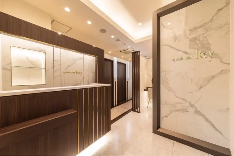 eyelash salon Rey 大名福岡店の内観・外観1