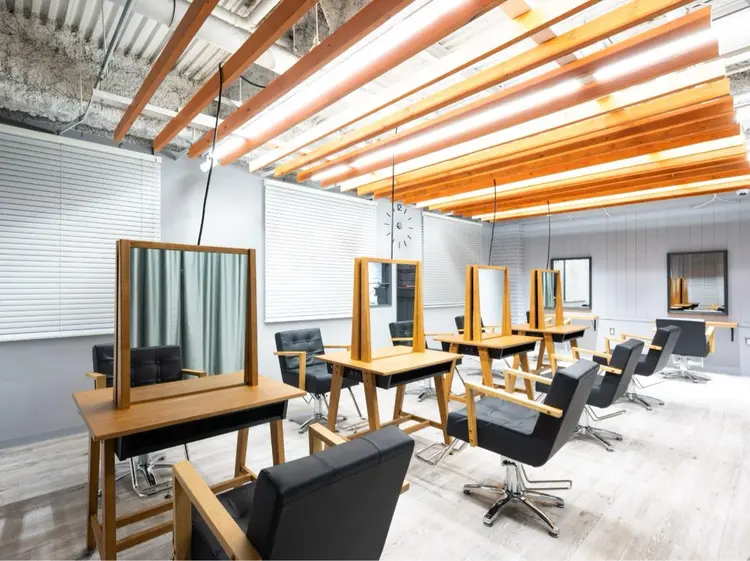 soen by HEADLIGHTの内観・外観1