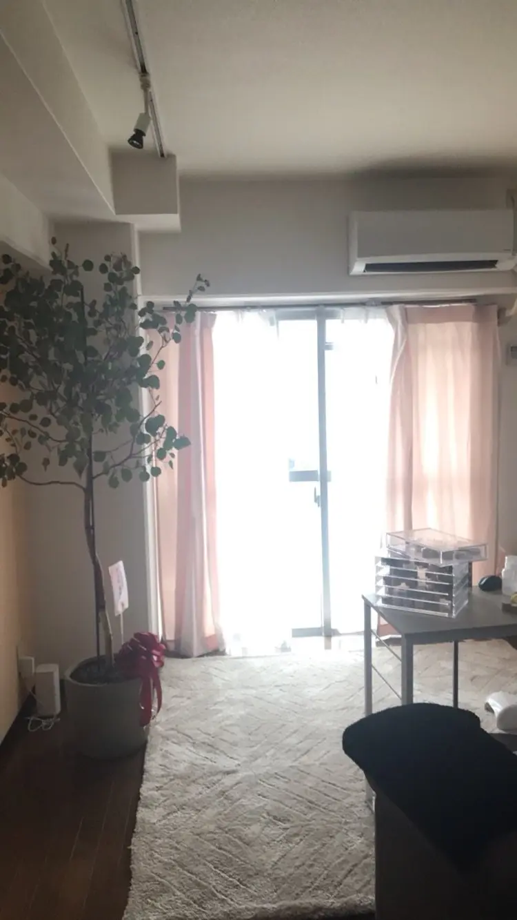 nail salon ninieの内観・外観1