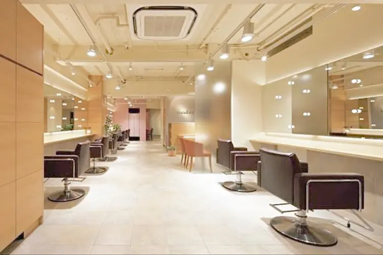 東京ネイルアカデミーの内観・外観1