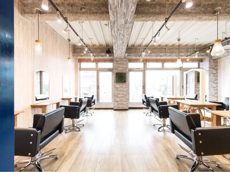 Natural所沢店【ナチュラル】の内観・外観2