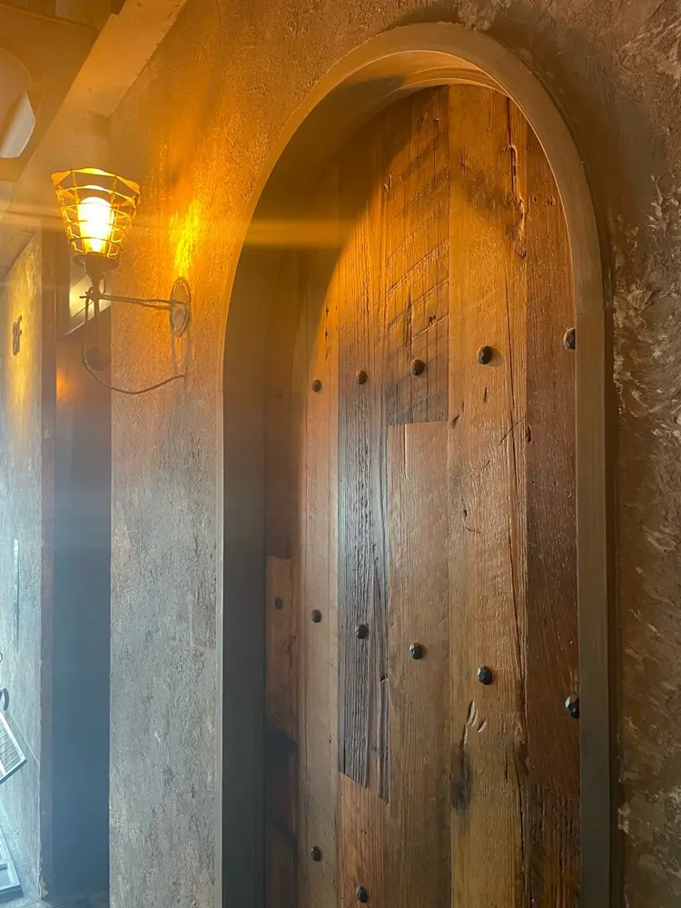 EIGHT MEN 池袋西口店の内観・外観2