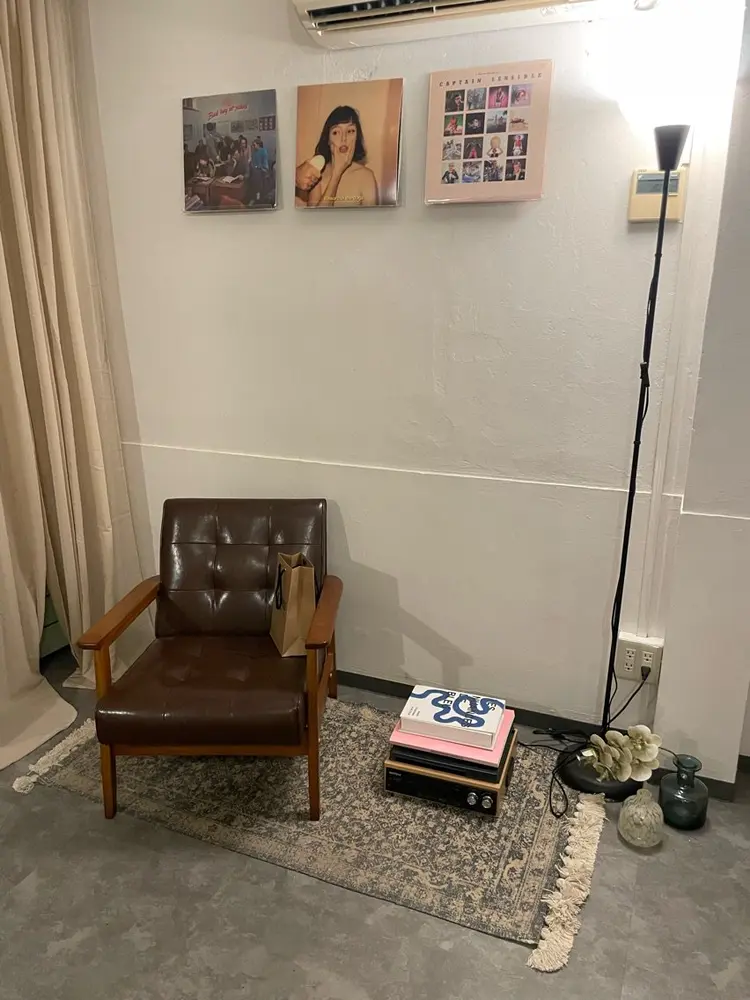 roof nailの内観・外観2