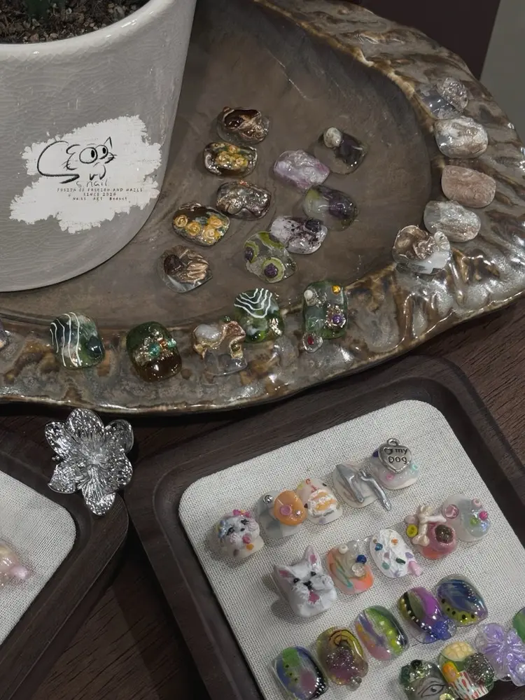 S.nailの内観・外観1