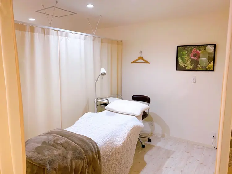 ma cherie【まつ毛パーマ/眉毛/アイブロウ/マツエク】の内観・外観2