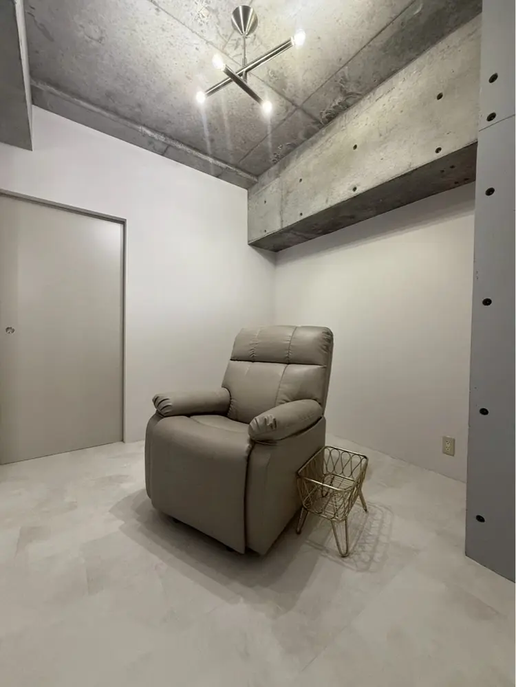 On  nail.eyeの内観・外観2