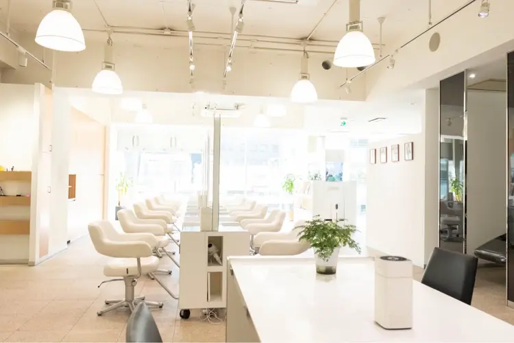 hair.spa mash＆mash  Avedaららぽーと福岡店の内観・外観1
