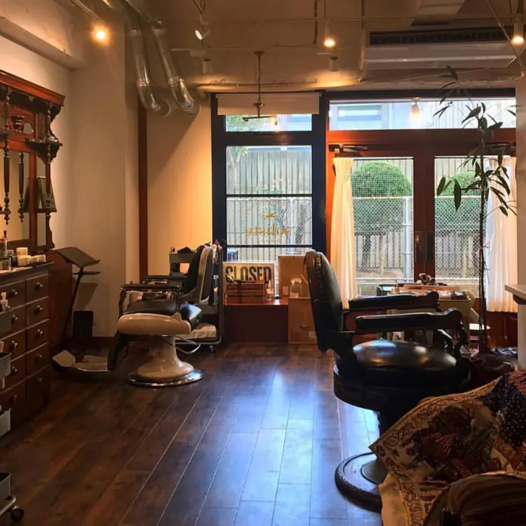 hair salon solisteの内観・外観1