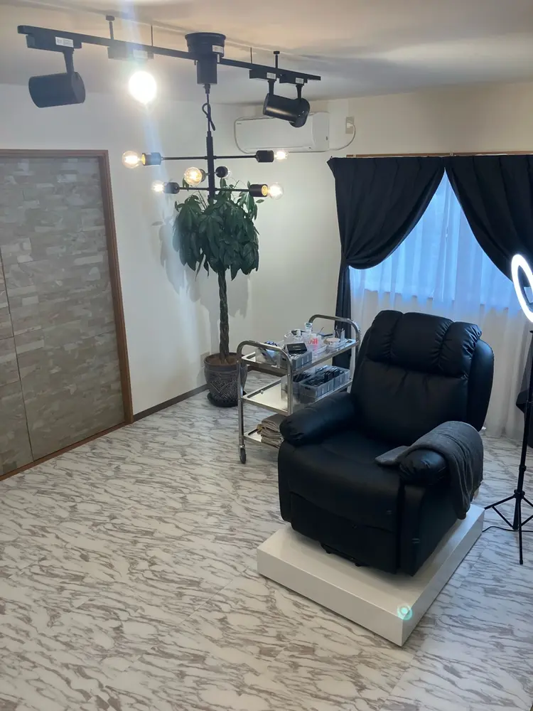 camel  〜eye&nail〜の内観・外観1