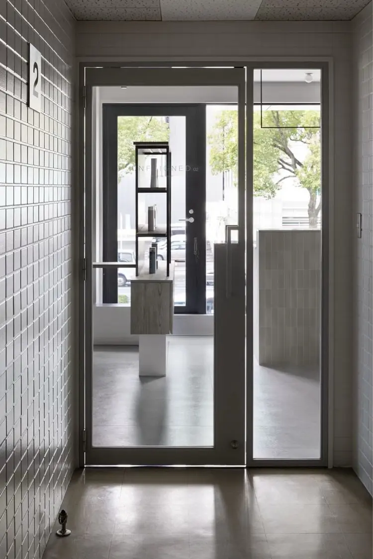 UNFEIGNED02の内観・外観3