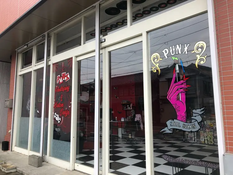 PUNXの内観・外観2