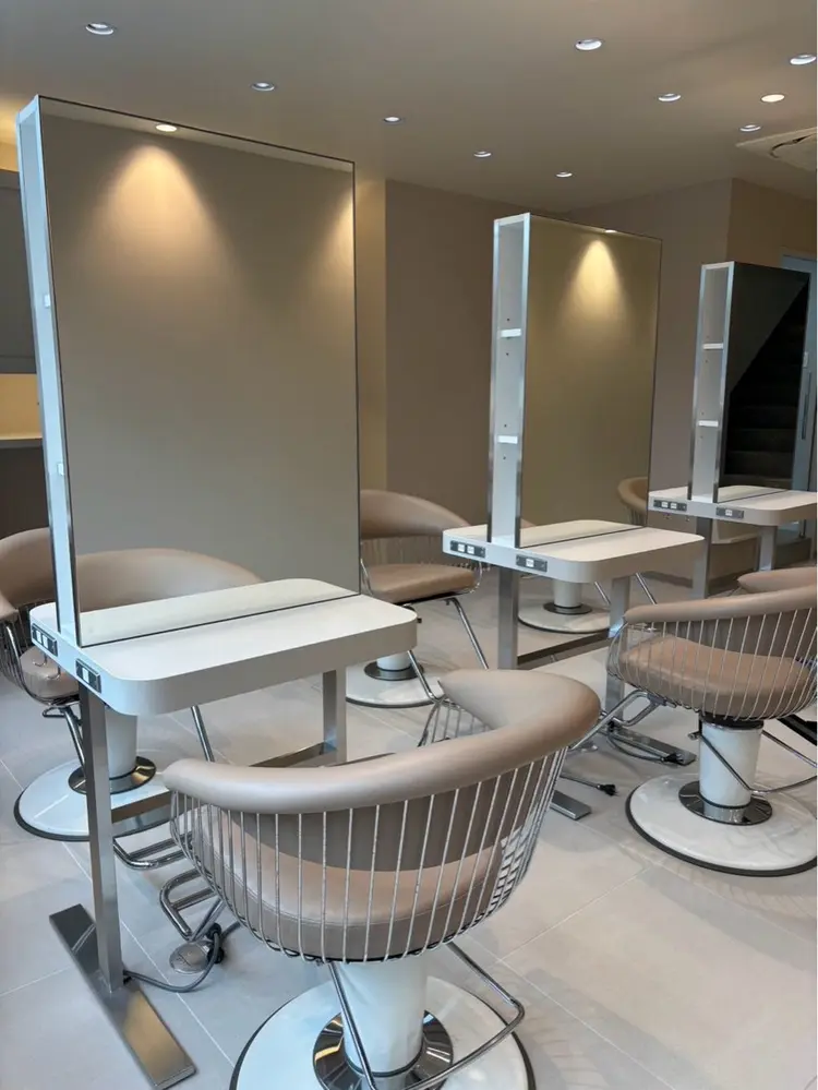 Ｈａｉｒ’ｓ Ｇａｌｌeｒｙの内観・外観2