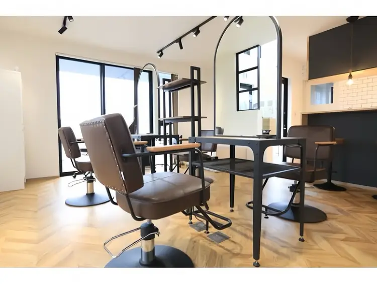 Lino hair&total beautyの内観・外観2