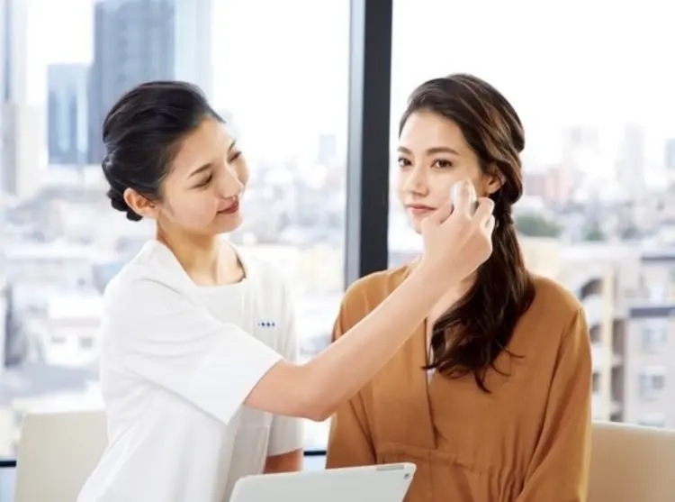 POLA 泉大津店の内観・外観2