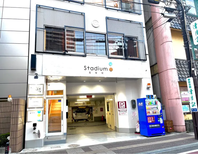 美容室stadiumの内観・外観1