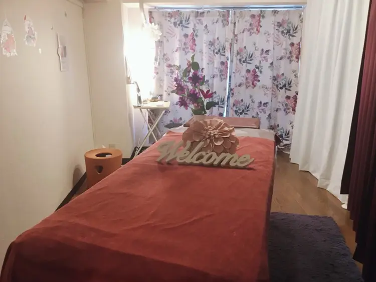 強圧オールハンド痩身&黄土よもぎ蒸しプライベートサロンClematis池袋の内観・外観1