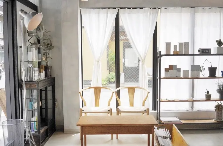 fonの内観・外観2