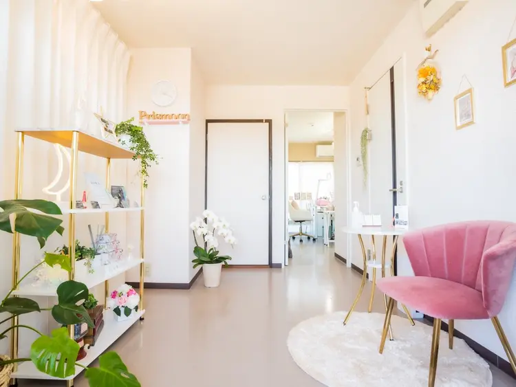 Prismoon  Nailの内観・外観2