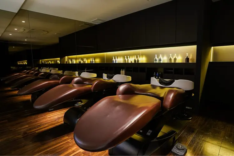 i feel  AVEDA瑞江の内観・外観1