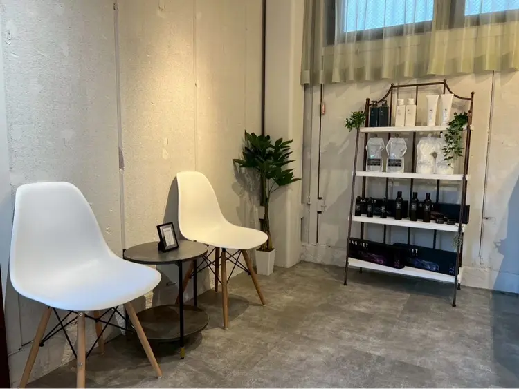 髪質改善ヘアエステ&縮毛矯正専門店One…の内観・外観3