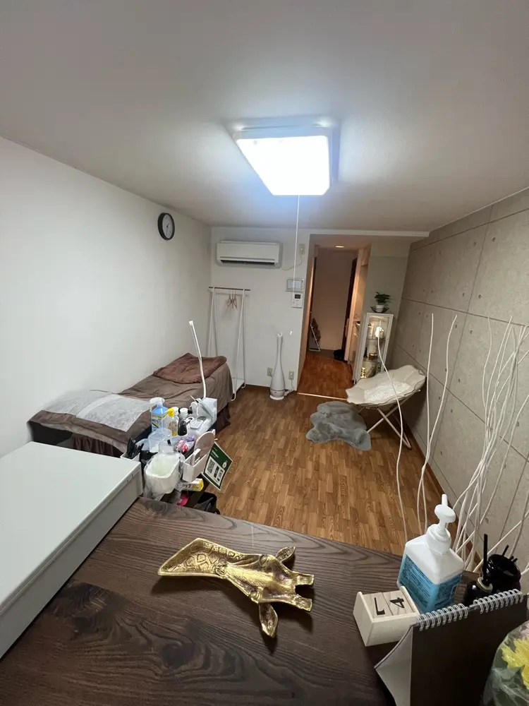 eyelashsalonSelfishの内観・外観3