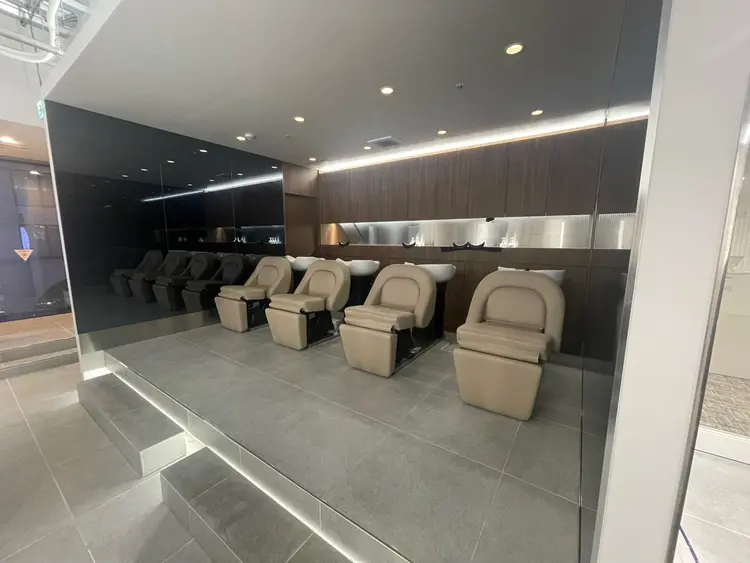 SALOWIN川崎WESTの内観・外観3