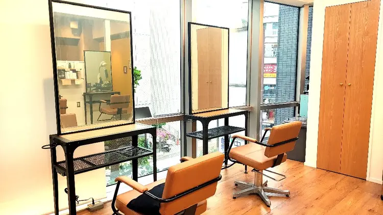 hair salon hygge 武蔵中原店の内観・外観2