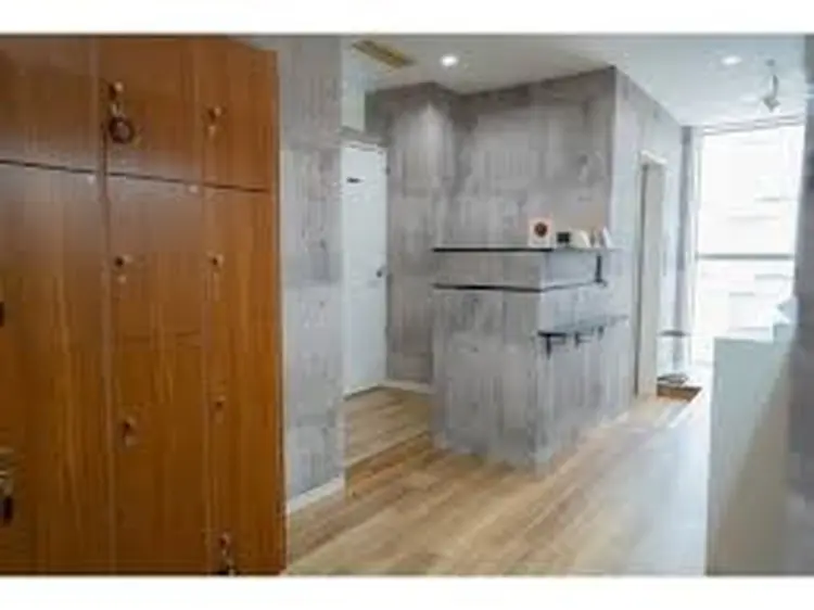 _white南海難波店の内観・外観2