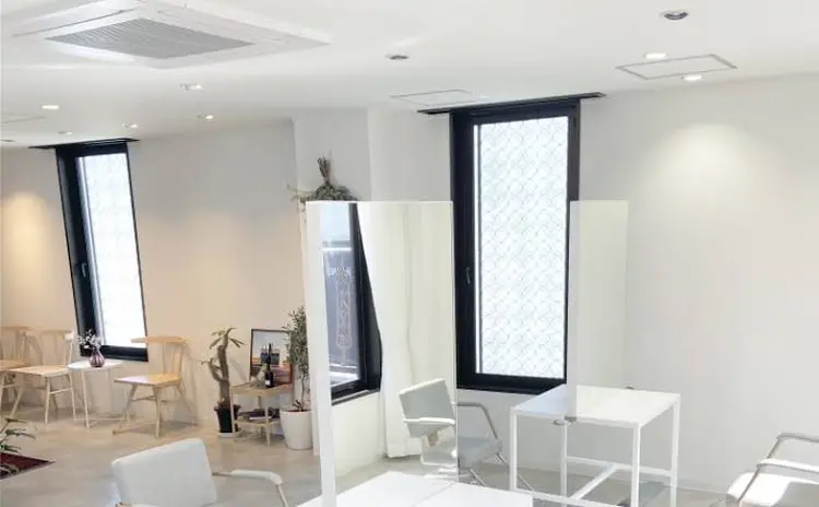 YOKEの内観・外観1