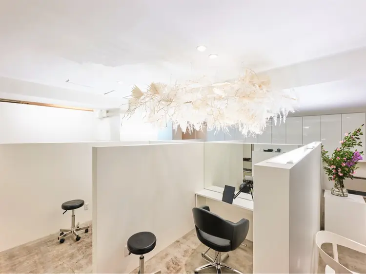 IRESU札幌駅前店の内観・外観2