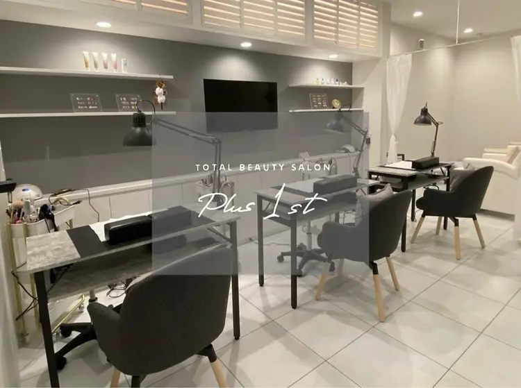 Plus 1st 朝日店の内観・外観1