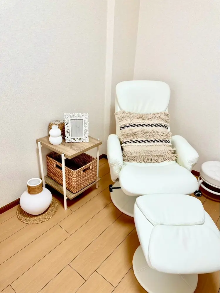 nail salon joliesfillesの内観・外観2