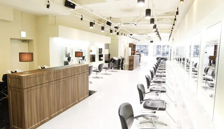 Lee尼崎の内観・外観2