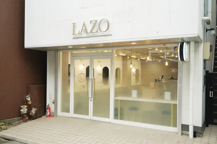 LAZOの内観・外観1