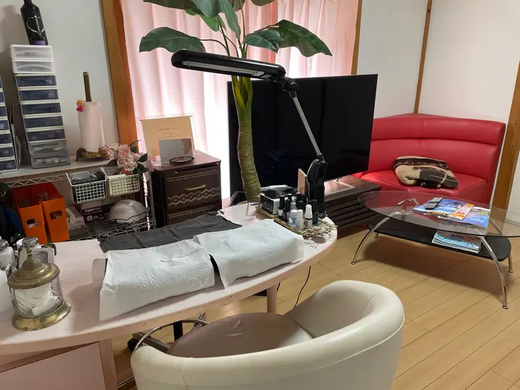 ネイルサロンTiaraの内観・外観1