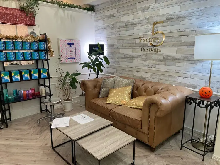 Factory5【ファクトリーファイブ】の内観・外観1