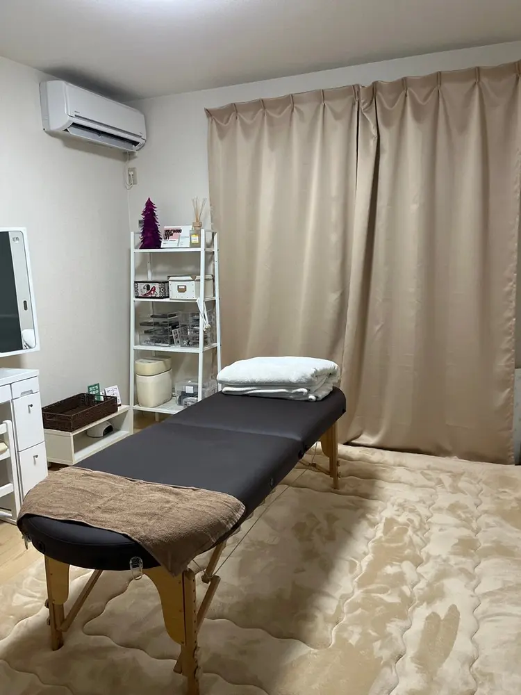 eyeKon　眉専門サロンの内観・外観1