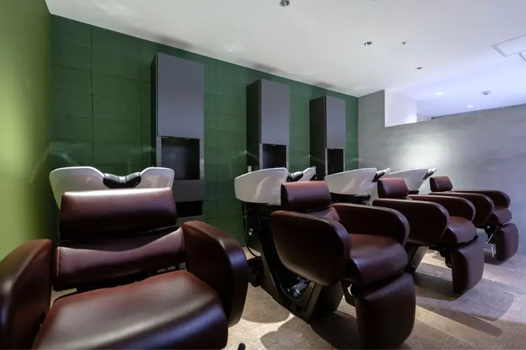 美髪と似合わせのサロンenn(エン)の内観・外観2