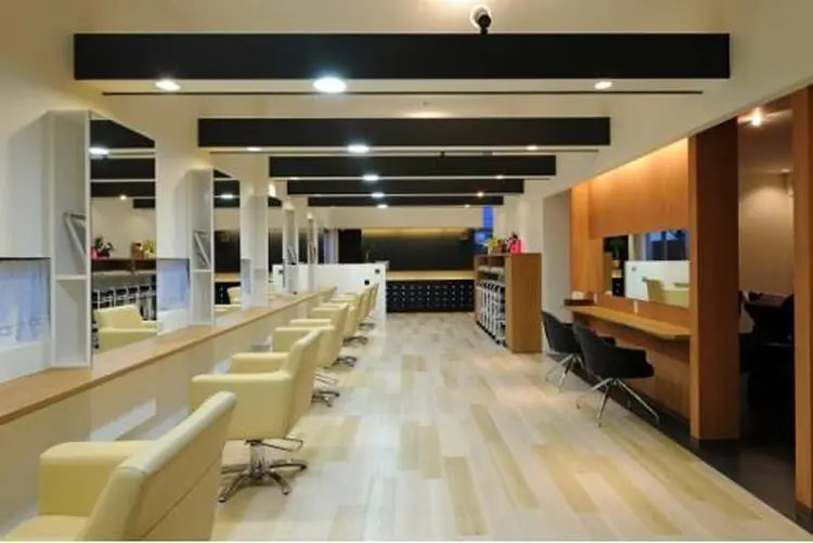 hair salon　CYAN(シアン)の内観・外観2