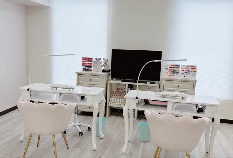 T&K  nailの内観・外観1