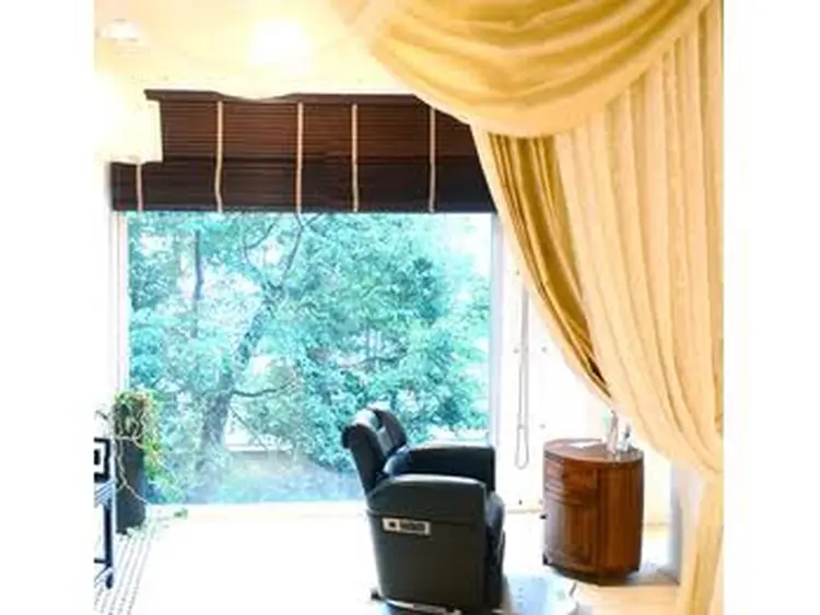 Of hair 宮崎台店の内観・外観1