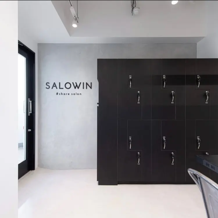 SALOWIN横浜の内観・外観1