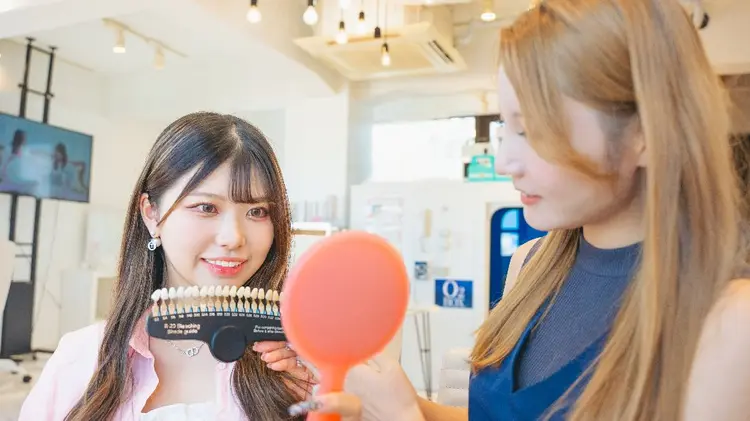 エクシア津駅前店の内観・外観2