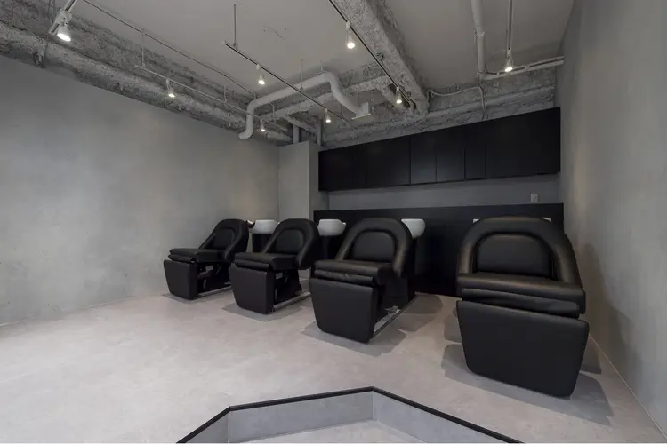 SALOWIN 梅田の内観・外観2