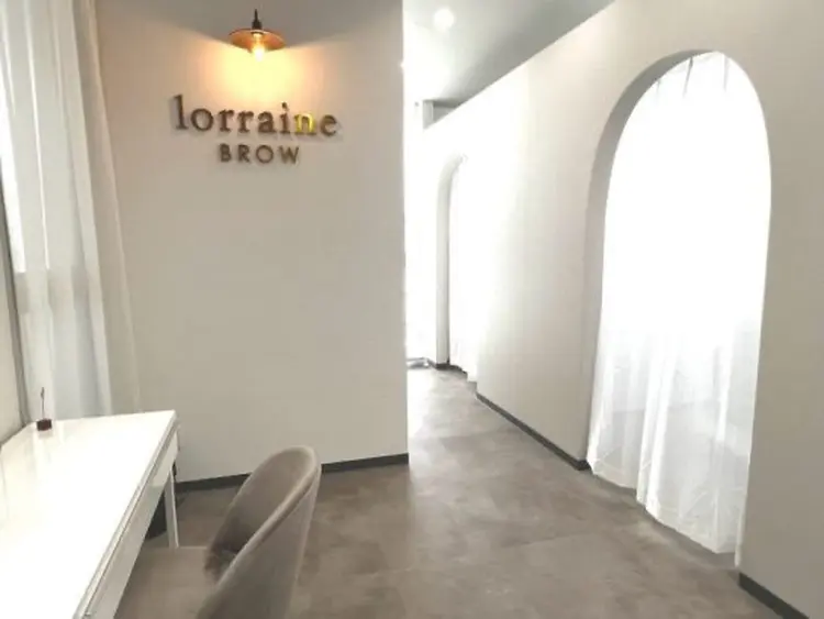 ロレインブロウ松本店の内観・外観1