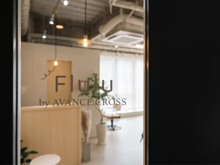 Flulu by avance. crossの内観・外観1