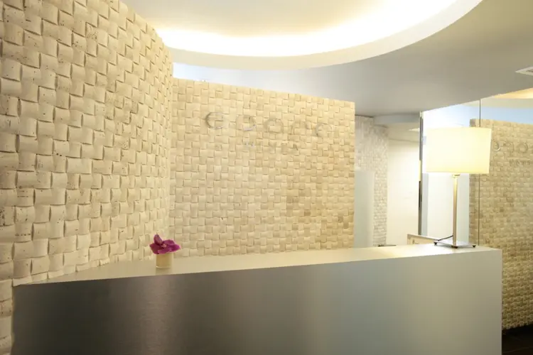 エサージュ新宿の内観・外観1