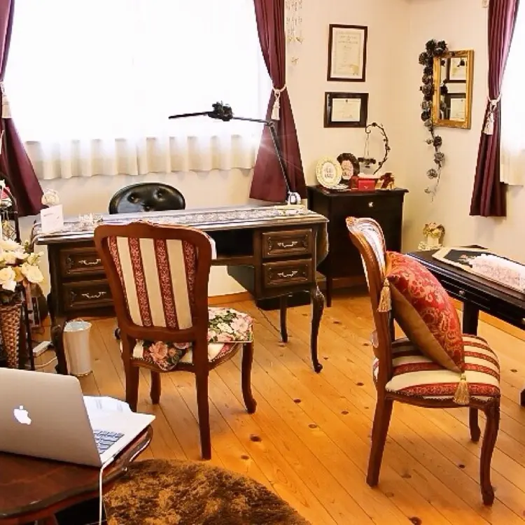 サロンドラフィーユの内観・外観1