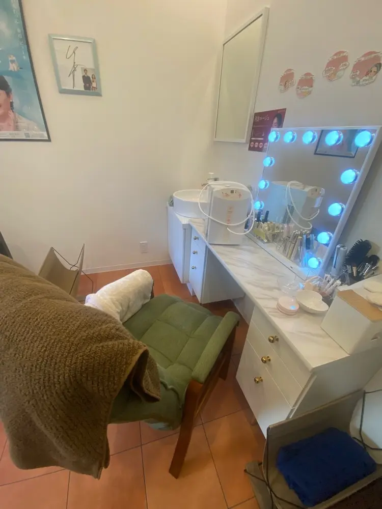 メナード化粧品福島鷺洲代行店の内観・外観2